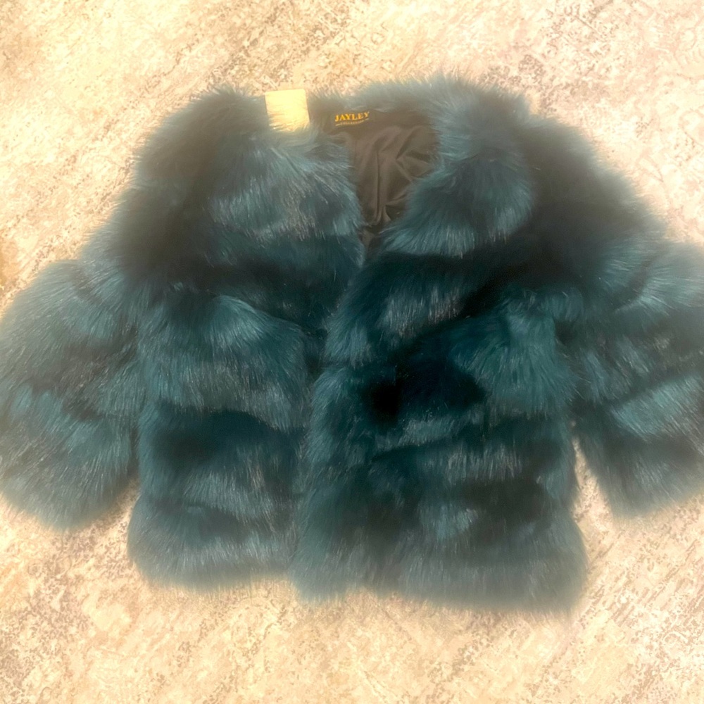 Jayley  fur coat with pockets cropped Onesize NWT